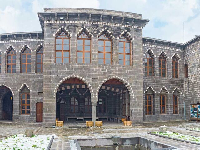 Bursa Eskişehir Çıkışlı Otobüslü  Gap Turu 4 Gece Konaklamalı