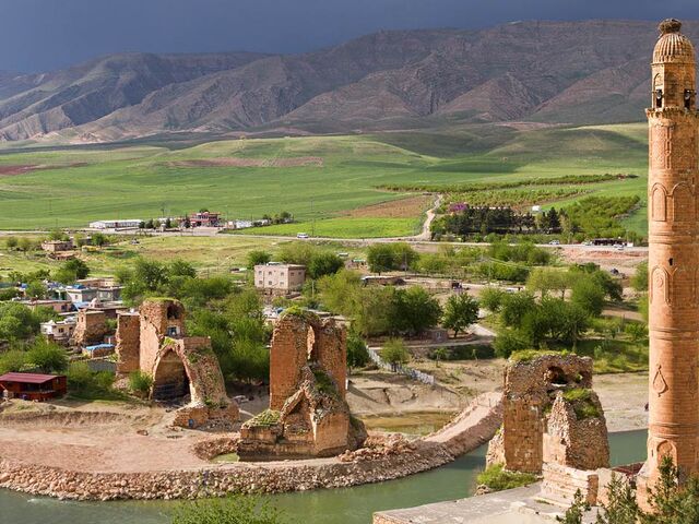 İzmir Afyonkarahisar Çıkışlı Otobüslü  Gap Turu 3 Gece Konaklamalı