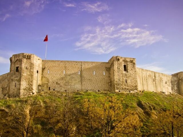 İkonik Gap Turu|3 Gece Konaklamalı Uçaklı İstanbul Çıkışlı Gaziantep Başlar Diyarbakır Biter Ramazan Bayramı Özel