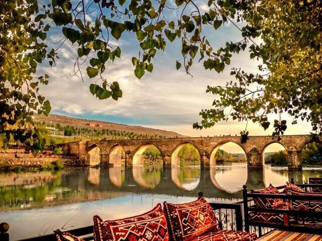 İkonik Gap Turu|3 Gece Konaklamalı Uçaklı İstanbul Çıkışlı Gaziantep Başlar Diyarbakır Biter Ramazan Bayramı Özel