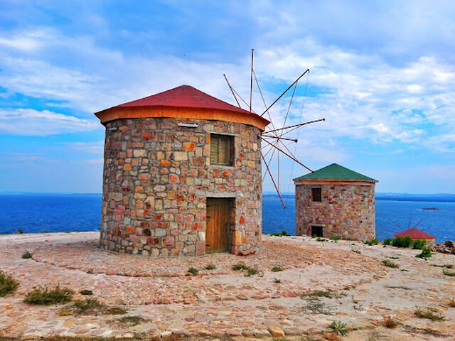İkonik Marmara'nın Tarihi Başkentleri Turu (Kazdağları Jeep Safari ve Ayvalık Tekne Turu) |4 Gece Konaklama Uçaklı İzmir Havalimanı Çıkışlı Kurban Bayramı Özel