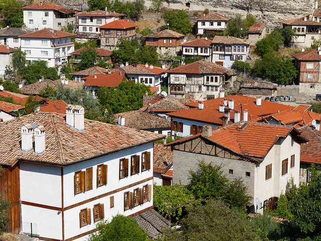 İstanbul Çıkışlı Otobüslü Göller, Şelaleler ve Yaylalar Turu  3 Gece Konaklamalı