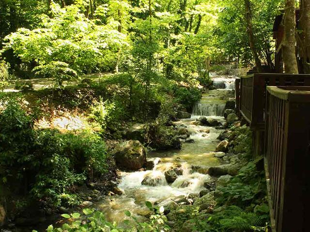 İzmir Çıkışlı Uçaklı Göller, Şelaleler ve Yaylalar Turu  3 Gece Konaklamalı