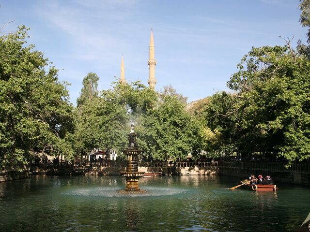 İkonik Gap Turu|3 Gece Konaklamalı Uçaklı İstanbul Çıkışlı Gaziantep Başlar Diyarbakır Biter Ramazan Bayramı Özel