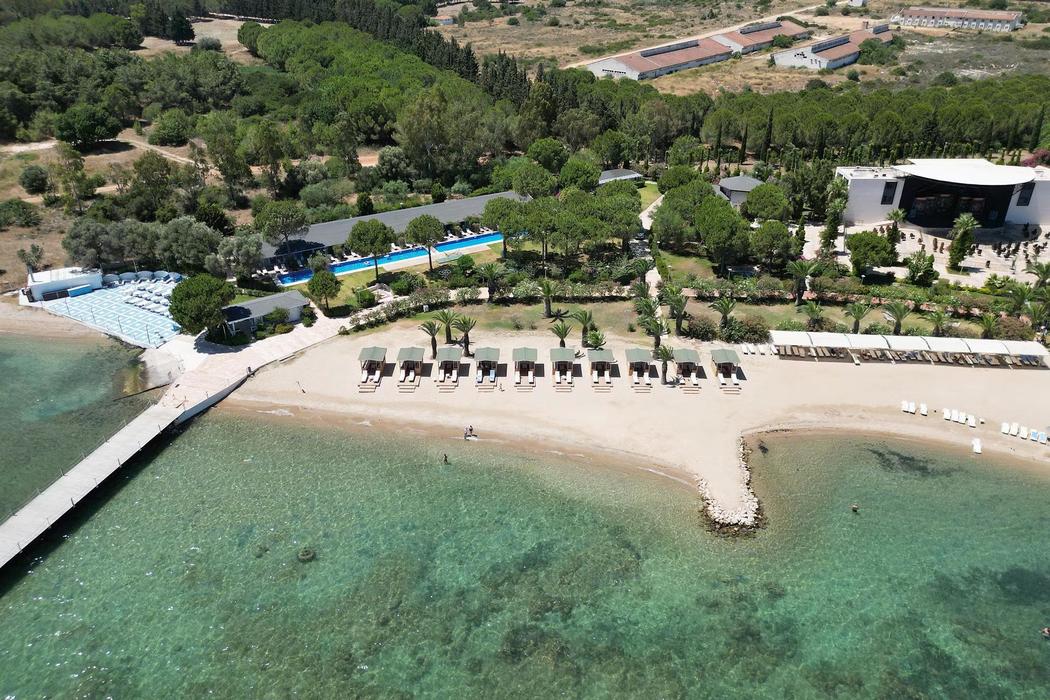 Venosa Beach Resort & Spa