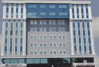 Adela Hotel