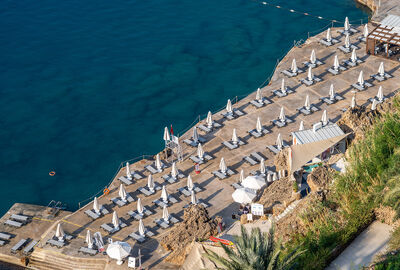 AKRA V HOTEL