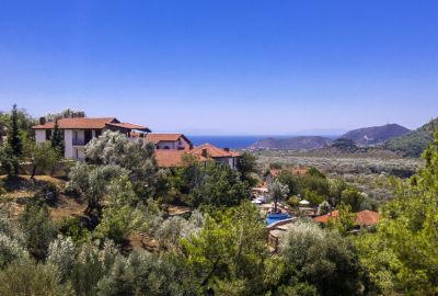 SATO TRIOPIA BUTIK OTEL