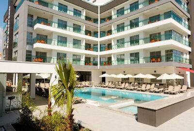 GREEN GARDEN SUITE HOTEL