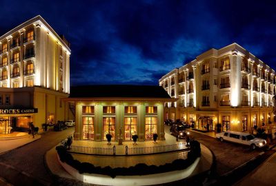 ROCKS HOTEL & CASINO