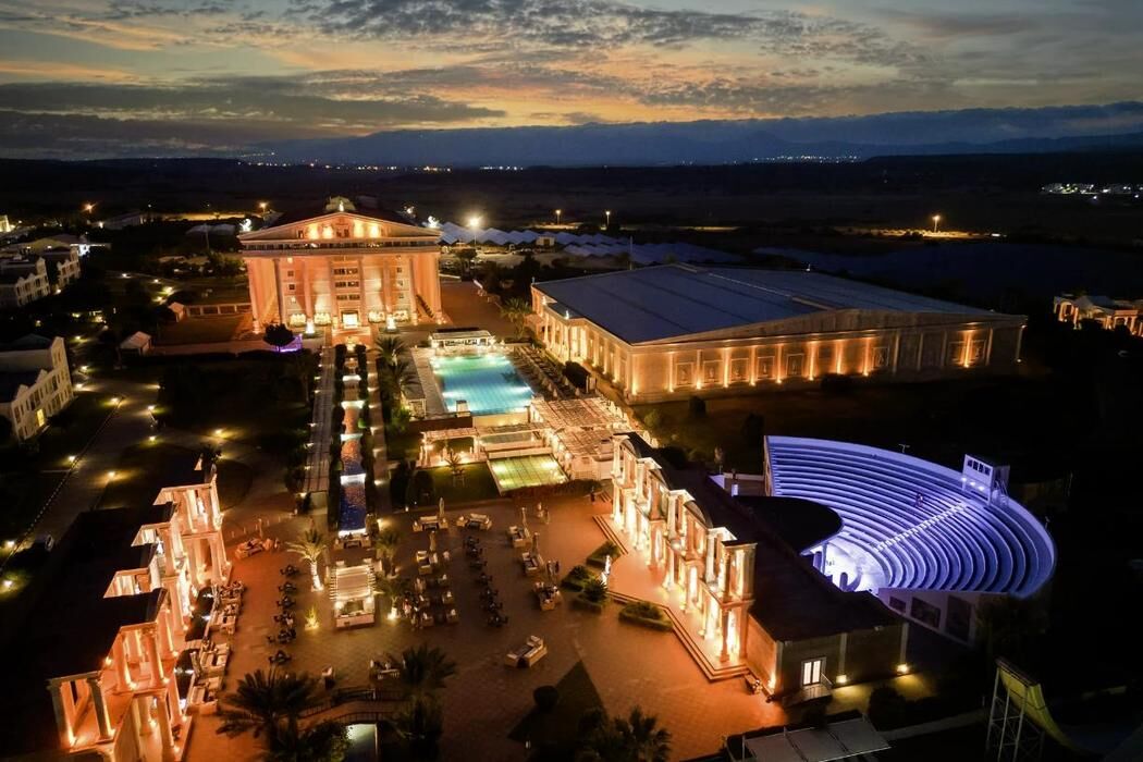 Kaya Artemis Resort & Casino