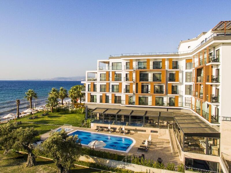 Maia Luxury Beach  & Spa Hotel