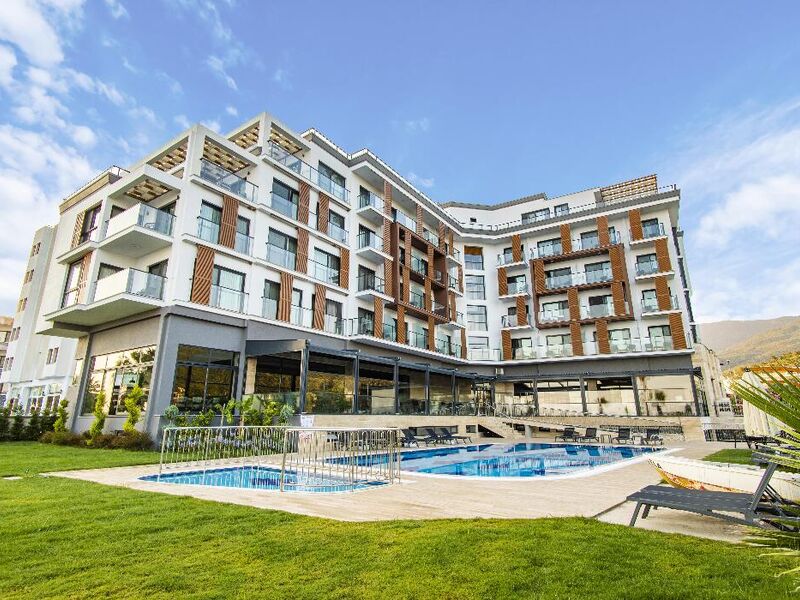 Maia Luxury Beach  & Spa Hotel