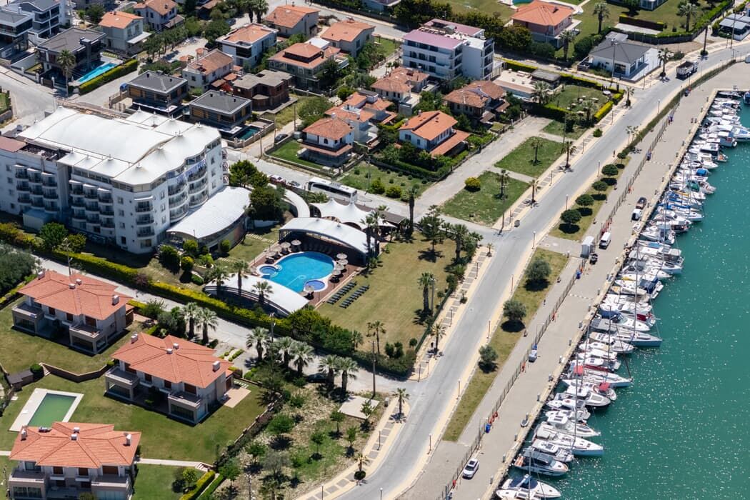 Sisus Marina Hotel
