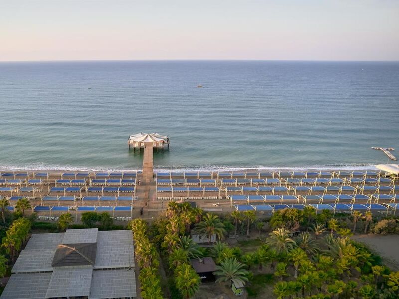 Seaden Sea World Resort & Spa