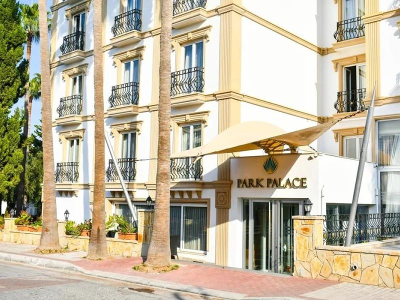 PARK PALACE HOTEL KYRENIA