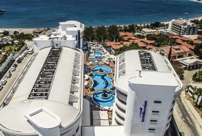 Laguna Beach Alya Resort & Spa