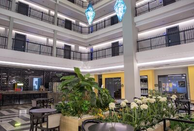 NoxInn Deluxe Hotel