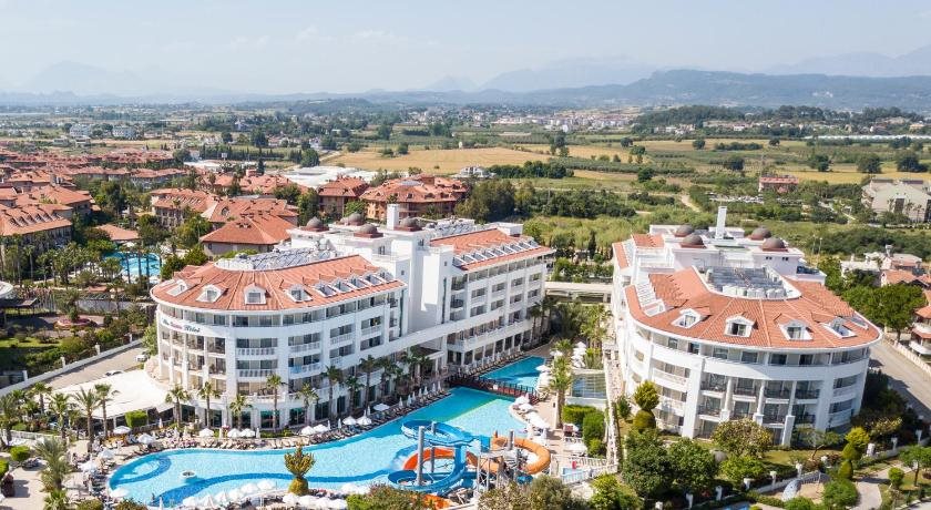 Alba Queen Hotel