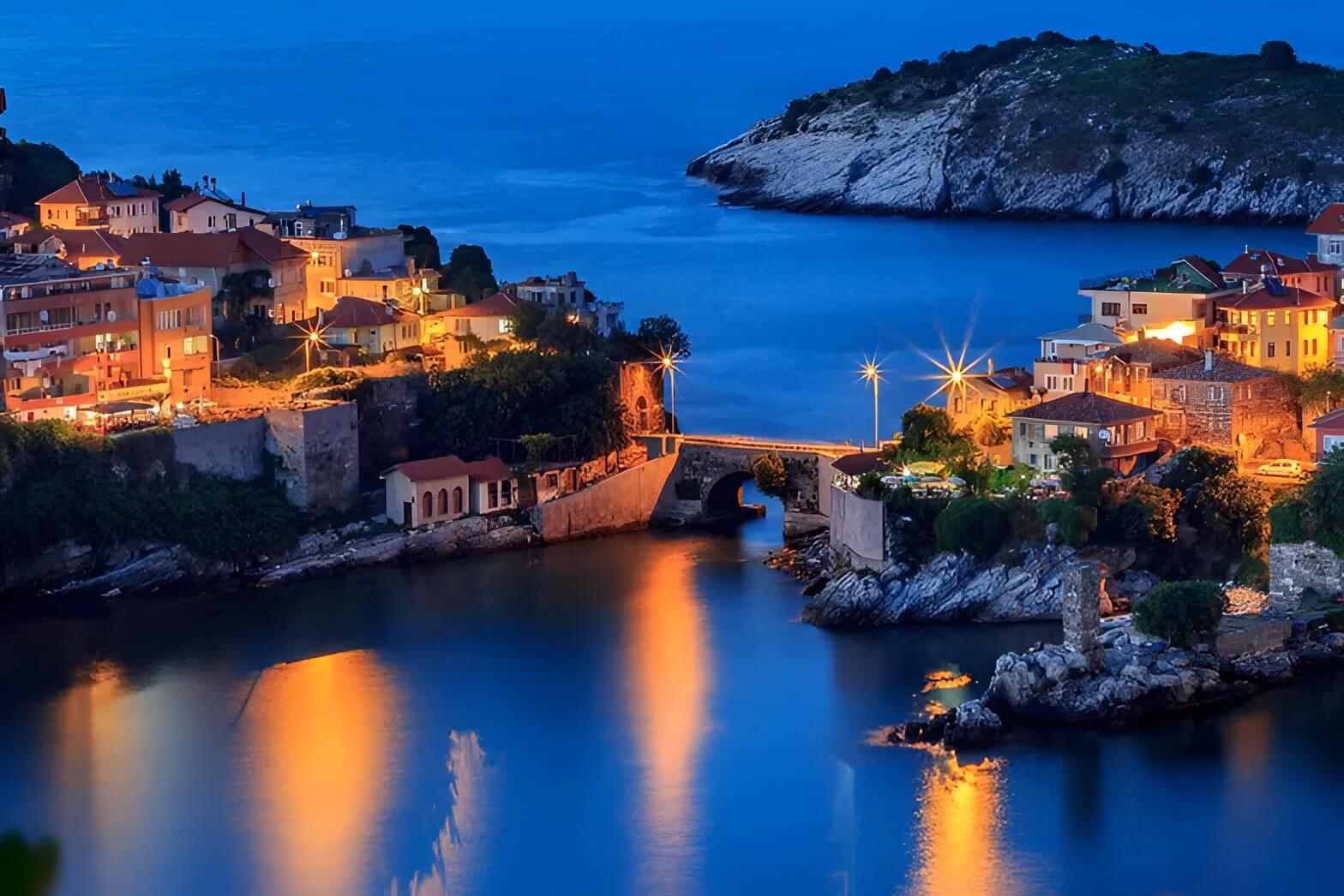 İkonik Safranbolu Amasra Abant Turu | 1 Gece Otel Konaklamalı İstanbul Çıkışlı