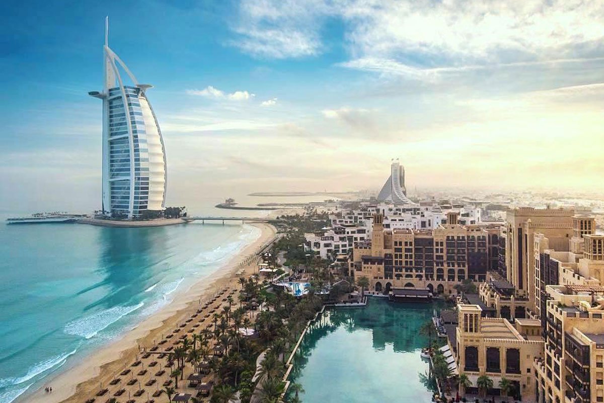  Emirates İle İstanbul Çıkışlı Çölün Ortasındaki Vaha Dubai Şehir Turu Dahil 4 Gece (310) 