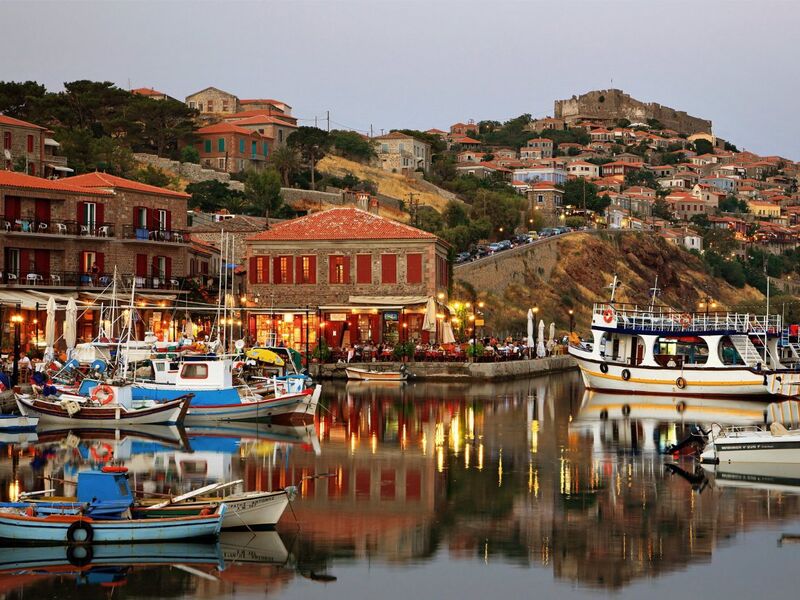 İzmir Hareketli Midilli Adası Turu 2 Gece 3 Gün 2025 IT001