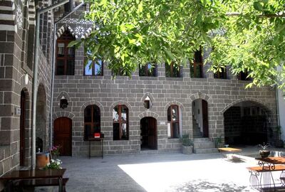 İstanbul Hareketli Uçaklı Butik Mardin Süryani Köyleri Diyarbakır Turu