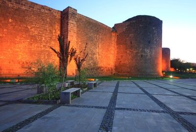 İstanbul Hareketli Uçaklı Butik Mardin Süryani Köyleri Diyarbakır Turu