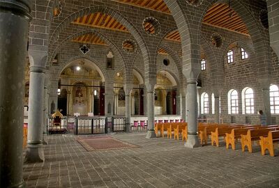 İstanbul Hareketli Uçaklı Butik Mardin Süryani Köyleri Diyarbakır Turu