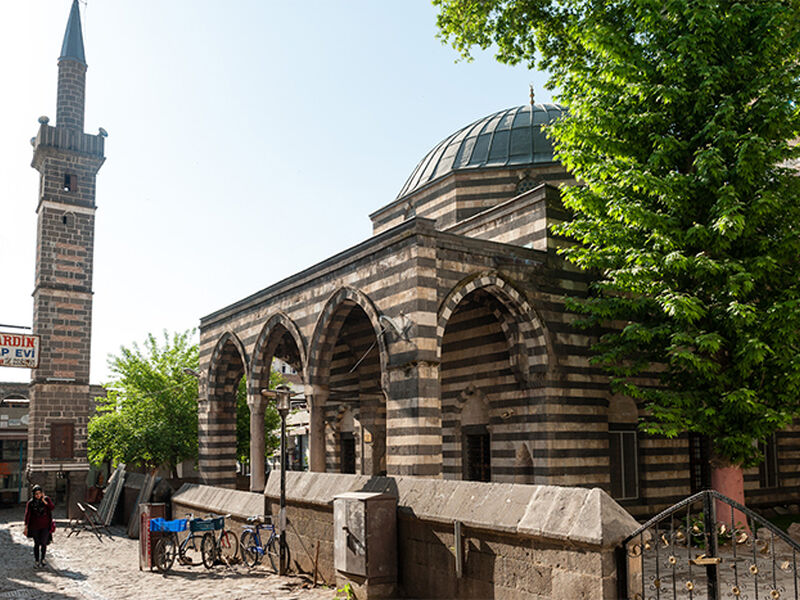 Antalya Hareketli Uçaklı Butik Mardin Süryani Köyleri Diyarbakır Turu