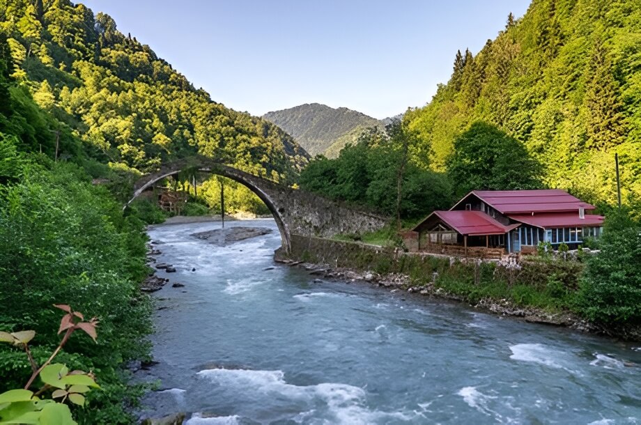 Karadeniz Yaylalar ve Batum Turu / 4 Gece Otel Konaklamalı / Ankara Çıkışlı