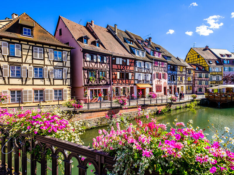 Bernina Express ile İtalya & Fransa & İsviçre & Almanya Turu Pegasus Havayolları ile 4 Gece 5 Gün ZRH-ZRH IS001