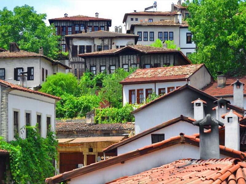 İstanbul Çıkışlı Otobüslü Kastamonu Safranbolu Amasra Abant (1 Gece Konaklama)