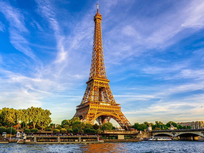 Paris Turu Yılbaşı Özel Türk Havayolları ile 4 gece 5 gün