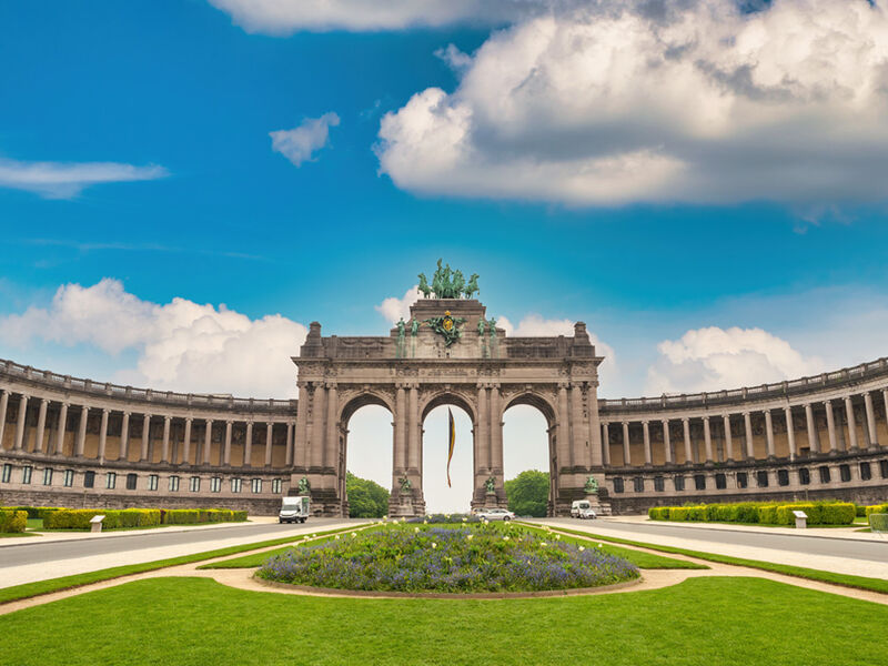 İzmir Çıkışlı Görkemli Üçlü Benelüx – Fransa – Almanya Turu Sunexpress Havayolları ile  7 Gece Sevgililer Günü Özel ATS001