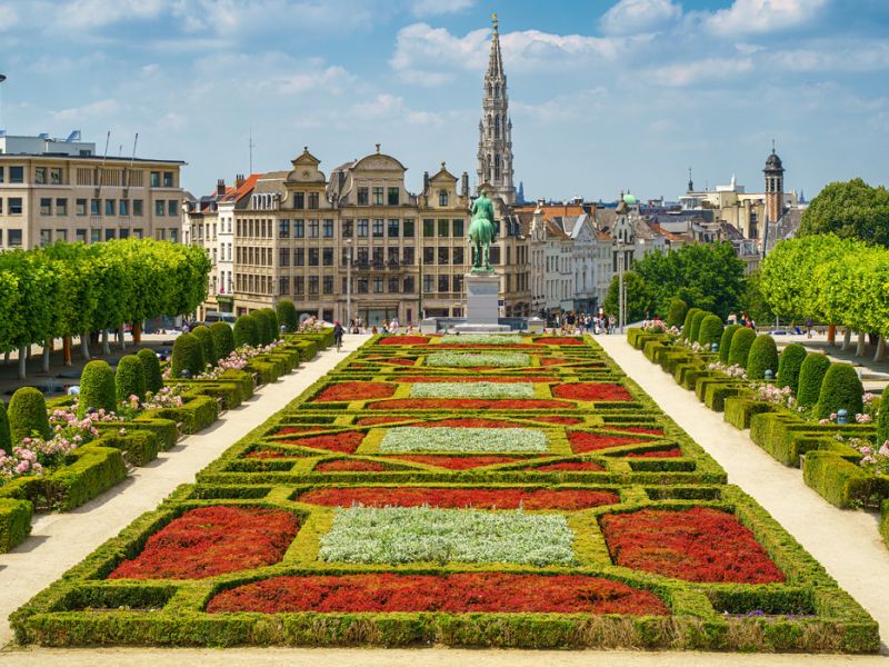 MEGA BENELUX & PARİS & KÖLN & ALSACE TURU Pegasus Havayolları ile 7 gece  || 16069