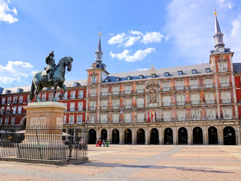 PGS ile Ekspres Ispanya Turu BCN-MAD