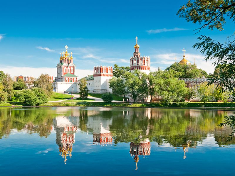 BİR RUSYA MASALI TURU Moskova Şehir Turu & St. Petersburg Şehir Turu Dahil!!!