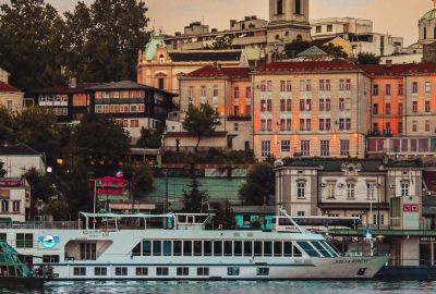 FIRSAT KOSOVALI VİZESİZ BAŞTANBAŞA BALKANLAR A Jet Havayolları ile Vizesiz / Her Çarşamba Kesin Hareket / Seyahat Sağlık Sigortası Hediye