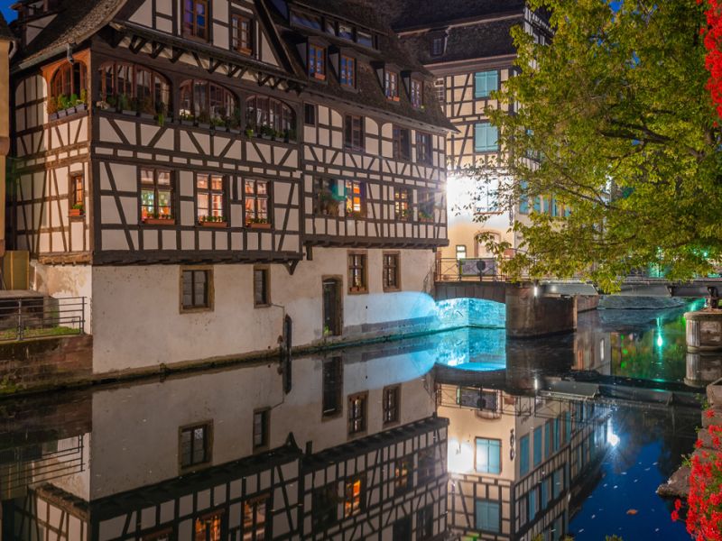 Alplerin Kalbinde İsviçre Turu Zurih Bern Cenevre | 4 Gece | İstanbul Çıkış | THY