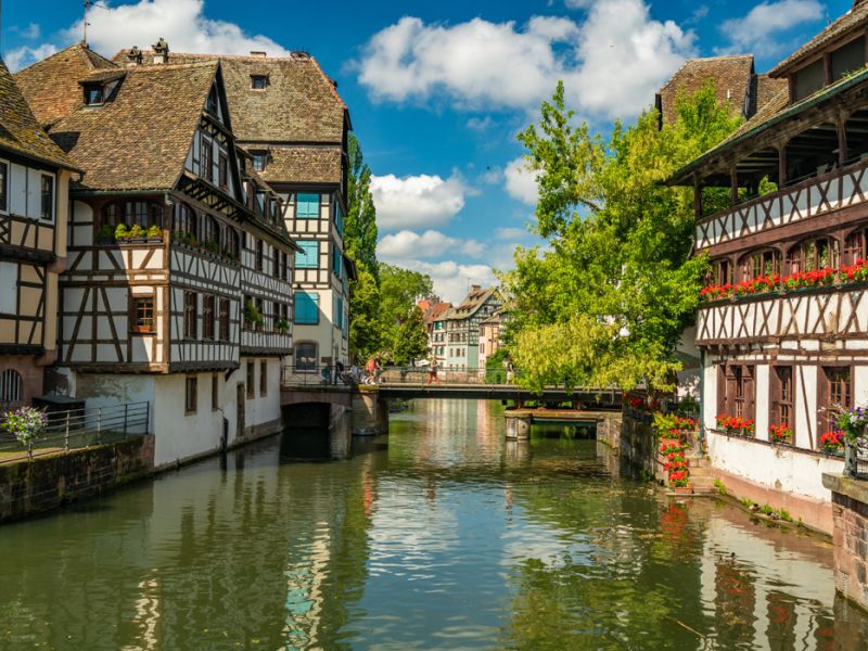 Alplerin Kalbinde İsviçre Turu Zurih Bern Cenevre | 4 Gece | İstanbul Çıkış | THY