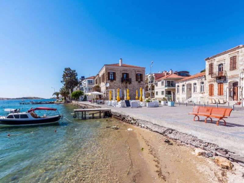 İstanbul Çıkışlı Otobüslü Kuzey Ege Turu (Foça ve Ayvalık Tekne Turu ile) 4 Gece Konaklamalı