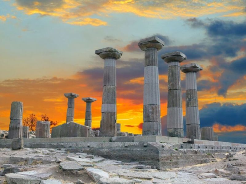 İstanbul Çıkışlı Otobüslü Kuzey Ege Turu (Foça ve Ayvalık Tekne Turu ile) 4 Gece Konaklamalı