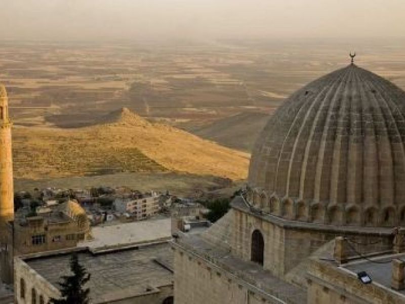 Sevgililer Günü Özel | Antalya Havalimanı Hareketli Mezopotamya Midyat Mardin 2 Gece 3 Gün