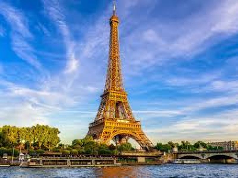 İzmir'den Direkt Hareket Görkemli Paris ve İncileri 3 Gece  - SunExpress ile - Sevgililer Günü Özel