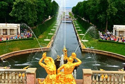KRAL & KRALİÇE: ST. PETERSBURG & MOSKOVA 5 GECE 6 GÜN TK (LED-VKO)