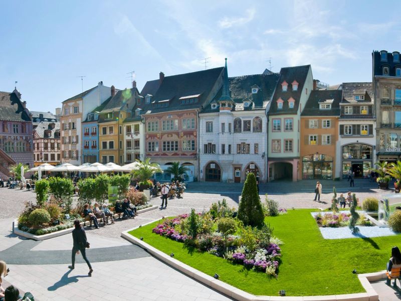 ALSACE'LI ALPLER 2026 YAZ (BGY - BSL)