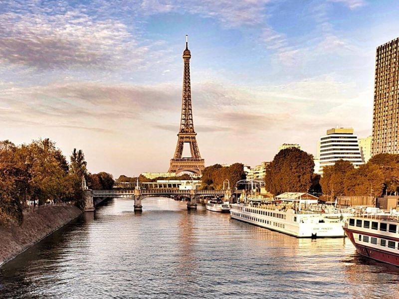 Avrupa'nın Kalbi Benelux & Paris Turu Ajet Havayolları İle 7 Gece 8 Gün Promosyon (DUS-FRA)