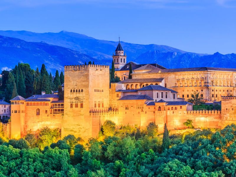 İzmir'den Direkt Sefer ile Keşif Dolu İspanya & Endülüs Turu