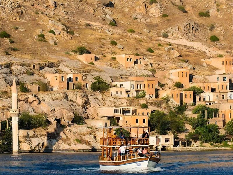 İkonik Gap Turu|3 Gece Konaklamalı Uçaklı İstanbul Çıkışlı